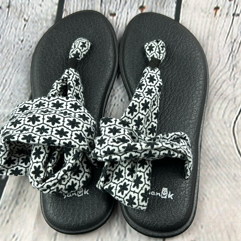 SANUK Black & White Yoga Mat Thong Sling Back Soft Cotton Sandals - Picture 16 of 17